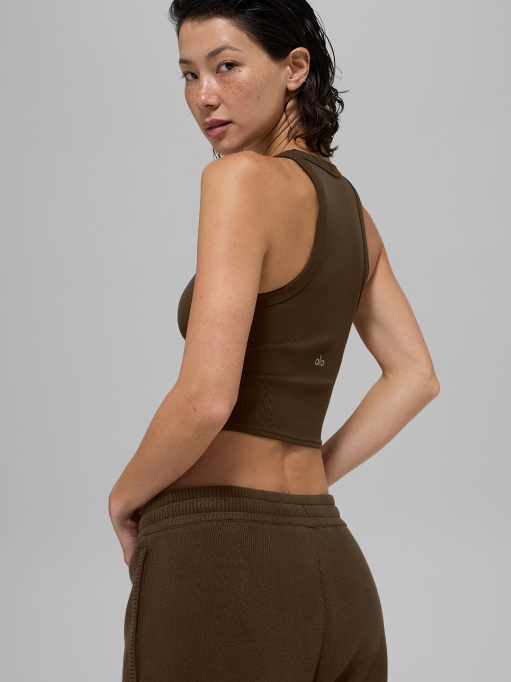 Alo Yoga Goddess Ribbed Go-To Tank in Espresso
